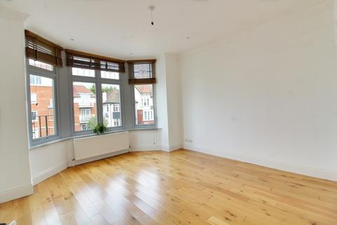 1 bedroom apartment to rent, Pembury Road, Westcliff-On-Sea SS0