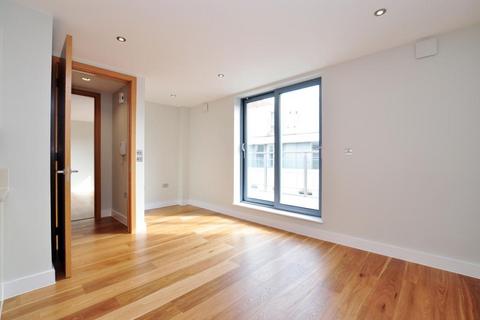 1 bedroom apartment to rent, Saffron Hill, Farringdon, EC1N