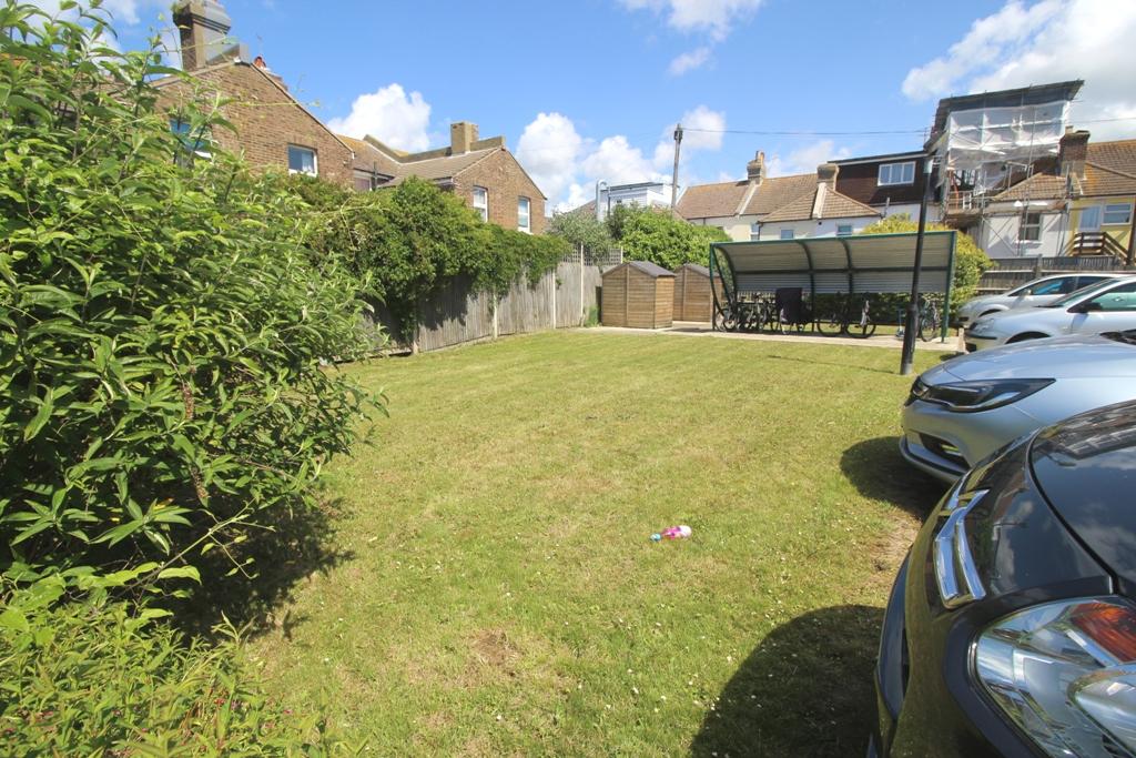 Communal rear garden