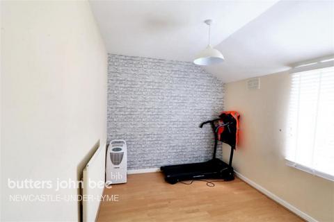 2 bedroom flat to rent, Sackville Street, Basford