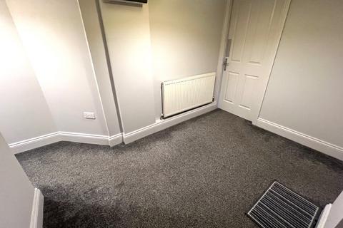 1 bedroom apartment to rent, Sandal Grange, Sandal