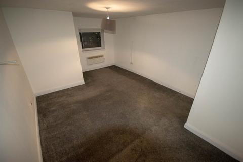 2 bedroom flat to rent, Ballingry Lane, Lochgelly, KY5