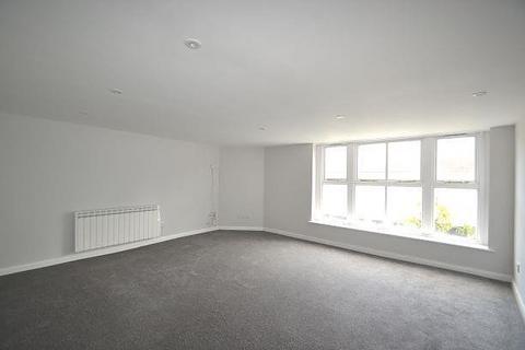 1 bedroom flat to rent, Pulborough, West Sussex, RH20