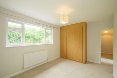 2 bedroom end of terrace house to rent, Winterpit Lane, Mannings Heath