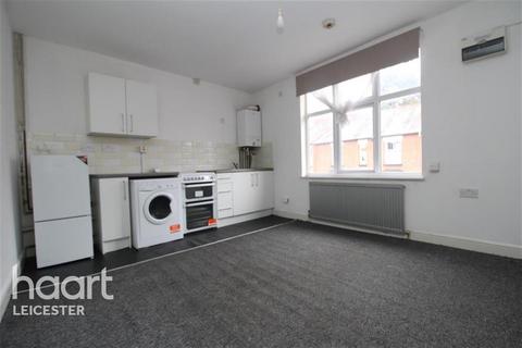 1 bedroom flat to rent, Dulverton Road