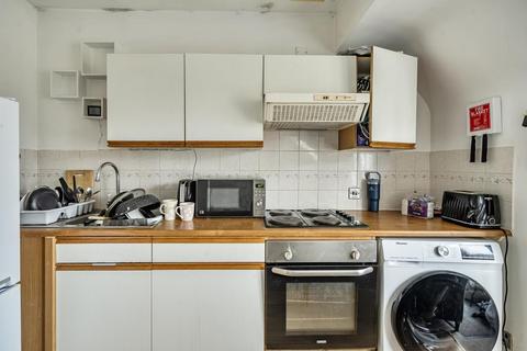 undefined, Beechgate,  Witney,  OX28