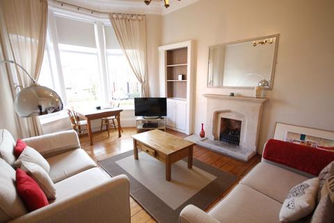 2 bedroom flat to rent, Tassie Street, Shawlands, Glasgow - Available 18th July