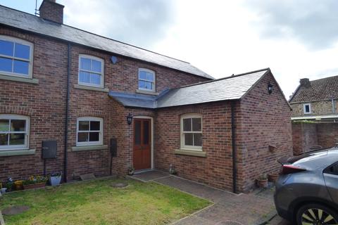 3 bedroom semi-detached house to rent - 4 Oak House Yard, Bedale