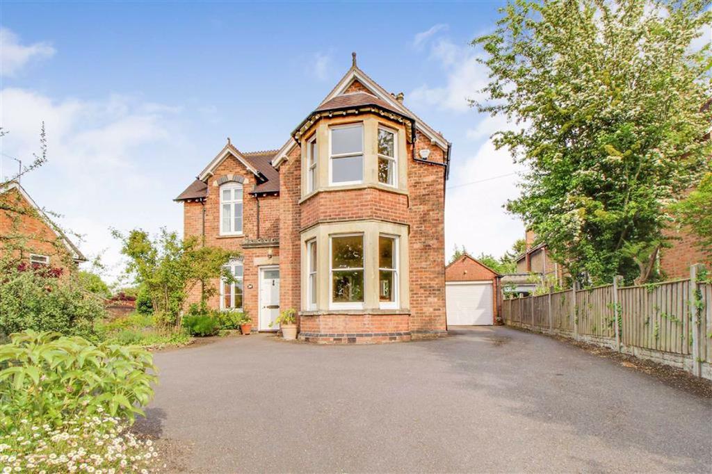 Stroud Road, Gloucester 5 bed detached house £775,000