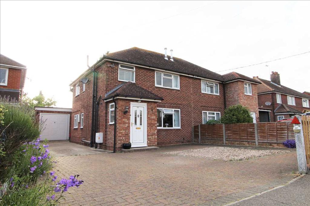 Colchester Road, Lawford, Colchester 3 bed semidetached house £300,000