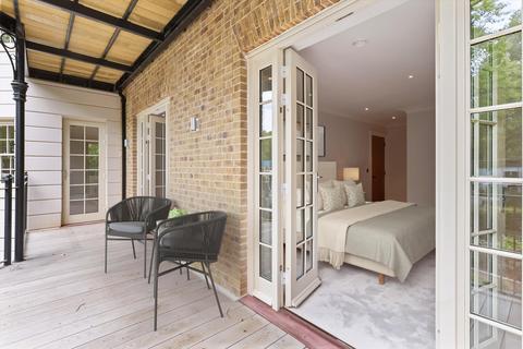 2 bedroom apartment for sale - Magna Carta Park, Englefield Green, Surrey, TW20