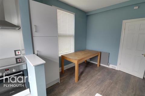 1 bedroom in a house share to rent, Lipson Road Plymouth PL4