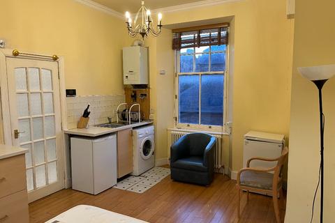 undefined, St Leonards Hill, South Side, Edinburgh, EH8