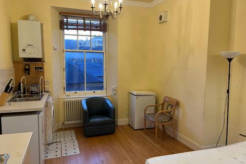 undefined, St Leonards Hill, South Side, Edinburgh, EH8
