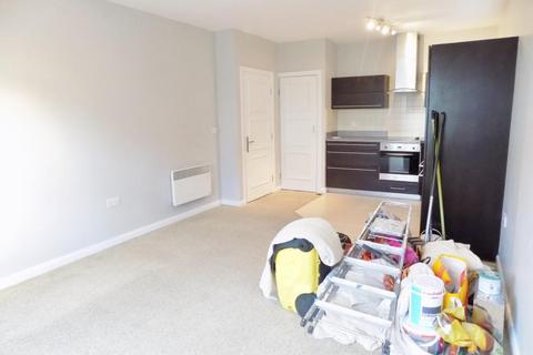 1 bedroom ground floor flat to rent, Ladysmith Road, Enfield Town, EN1