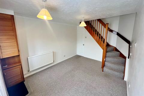 2 bedroom end of terrace house to rent, Baiter Park