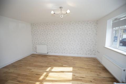 2 bedroom apartment to rent, 37 Silk Mill Chase, Ripponden, HX6 4BY