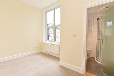 2 bedroom apartment to rent - Kings Road, Harrogate