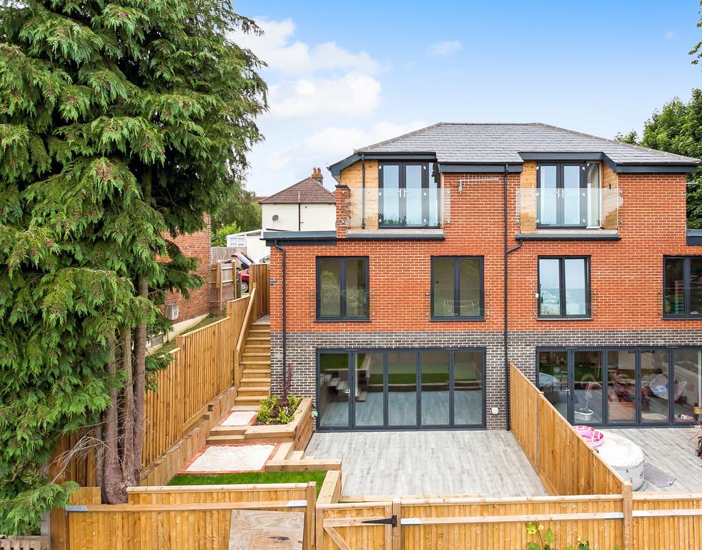 Andrew Road, Tunbridge Wells 3 bed semidetached house £425,000