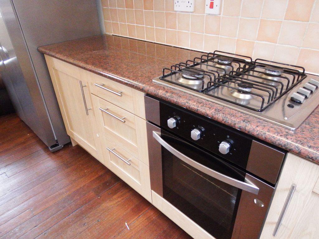 Royffe Way, Bodmin 2 bed house £650 pcm (£150 pw)