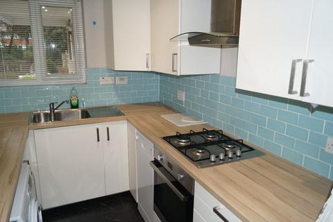 2 bedroom apartment to rent, Christchurch Road
