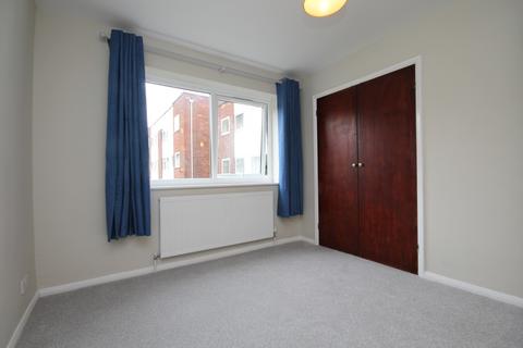 2 bedroom apartment to rent, East Road Maidenhead Berkshire