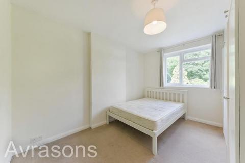 3 bedroom terraced house to rent, SPENCER ROAD, MITCHAM