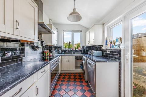 62 Northcroft Road, London, W13 9SX
