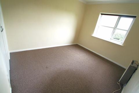 2 bedroom apartment to rent, The Strand, Worthing