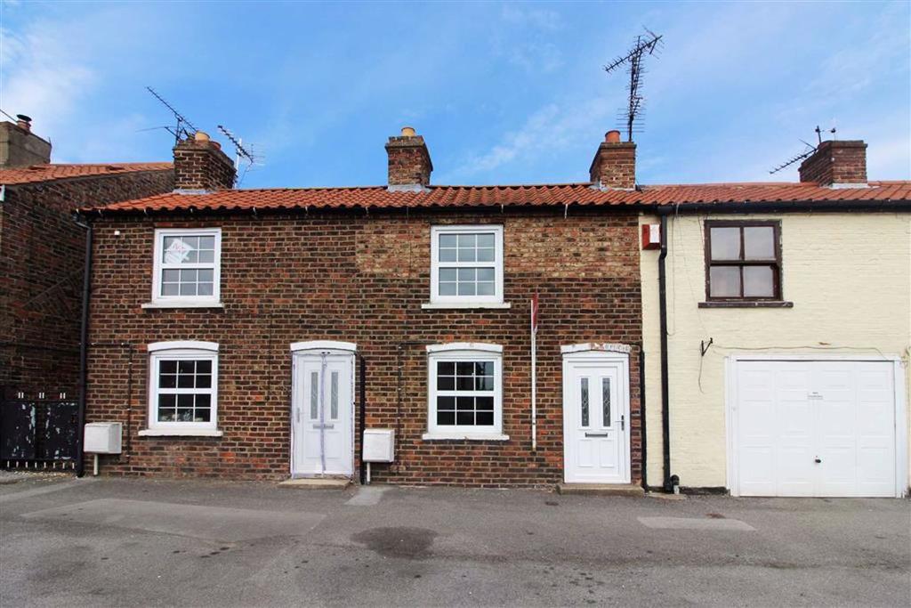 Main Street, Beeford, Driffield, East Yorkshire 2 bed terraced house