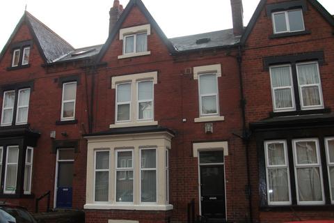 Studio to rent, Manor Terrace, Leeds, West Yorkshire, LS6