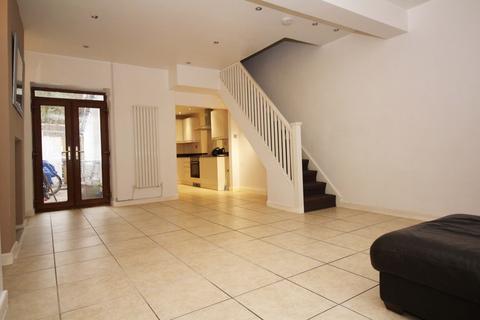 3 bedroom terraced house to rent - Carlyle Street, Abertillery, NP13 1UE
