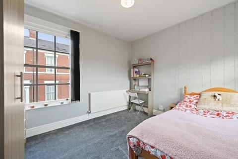 7 bedroom terraced house to rent, Avenham Terrace, Preston PR1