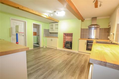 2 bedroom terraced house to rent, Victoria Street, Lindley, Huddersfield, West Yorkshire, HD3