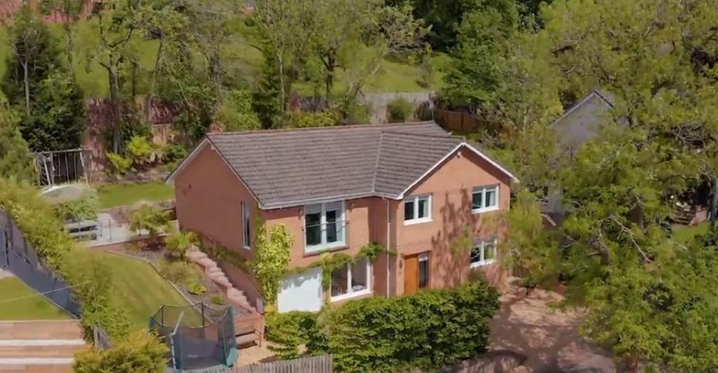 Old Mill Road, Bothwell, South Lanarkshire, G71 8AX 4 bed detached