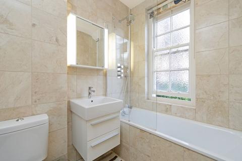 1 bedroom flat to rent, Matlock Court, 46 Kensington Park Road, London