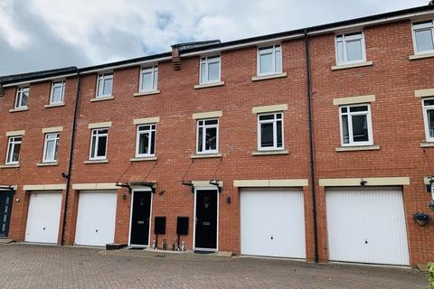 3 bedroom townhouse to rent, Mill Green, Congleton