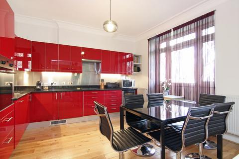 3 bedroom apartment to rent, Ashburnham Road, Chelsea