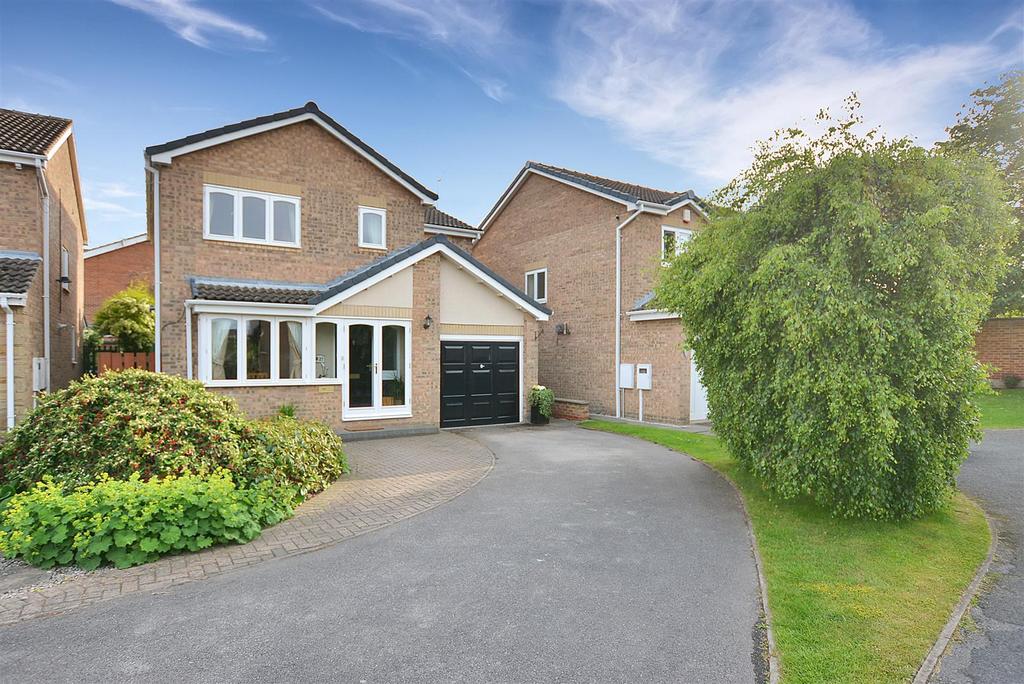 Upper Newbold Close, Chesterfield 4 bed detached house £290,000
