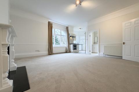 2 bedroom apartment to rent, 03 Parkside Lodge