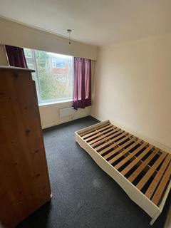 2 bedroom apartment to rent, Baguley Crescent, Middleton