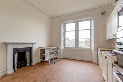 3 bedroom duplex to rent, Dean Park Crescent, Stockbridge, Edinburgh, EH4