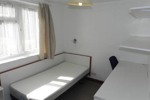 undefined, KINGS ROAD, GUILDFORD, GU1 4JW