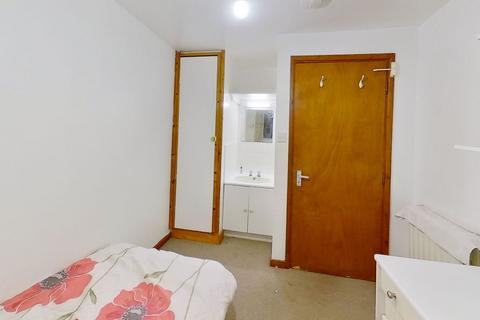 undefined, KINGS ROAD, GUILDFORD, GU1 4JW
