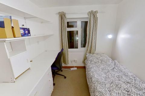 1 bedroom in a house share to rent, KINGS ROAD, GUILDFORD, GU1 4JW