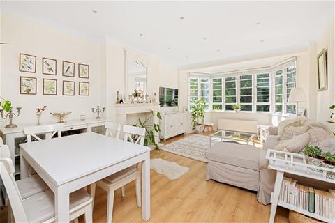 3 bedroom flat for sale - Belsize Court Wedderburn Road, Belsize Park