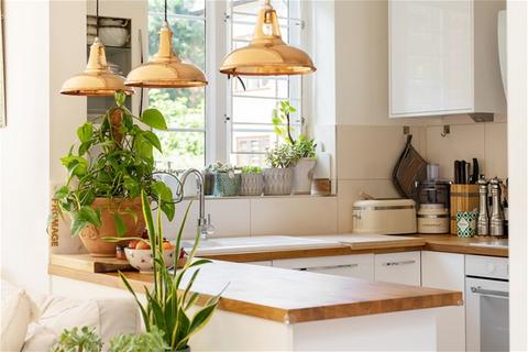3 bedroom flat for sale - Belsize Court Wedderburn Road, Belsize Park