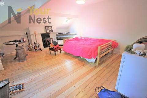 undefined, Room 7, Oakwood lane, Oakwood, Leeds, LS8 2JQ