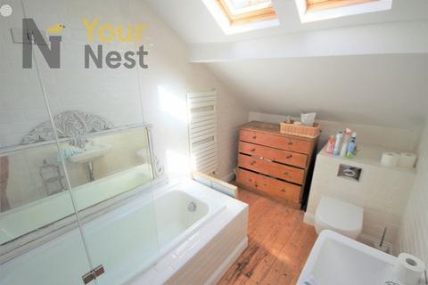 undefined, Room 2, Oakwood lane, Oakwood, Leeds, LS8 2JQ