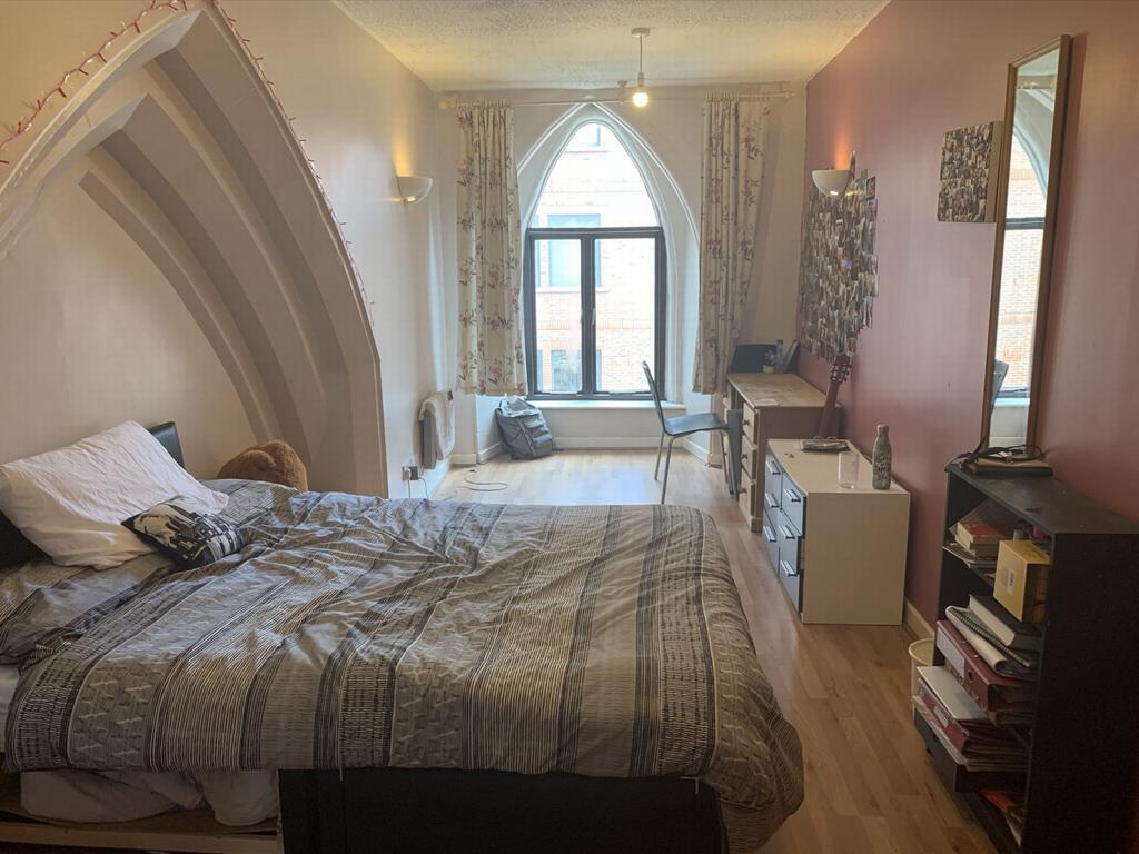 Apartment in Leicester - More